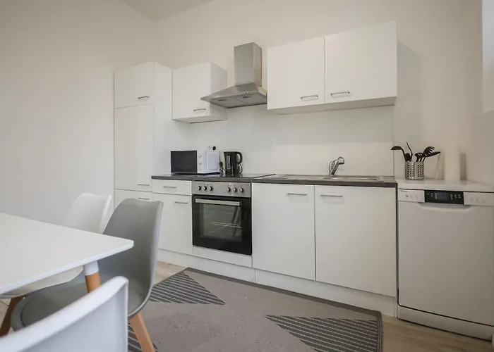 Near Naschmarkt & Karlsplatz فيينا