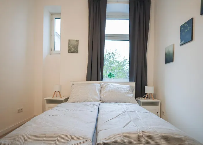 شقة Near Naschmarkt & Karlsplatz *