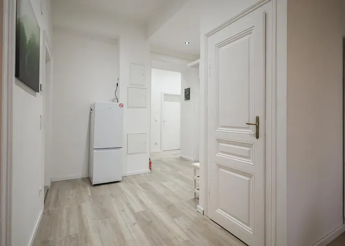 شقة Near Naschmarkt & Karlsplatz