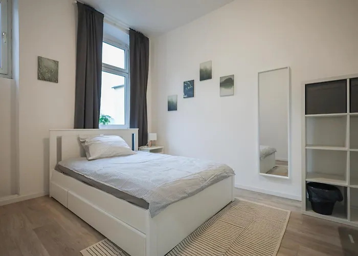 Near Naschmarkt & Karlsplatz *